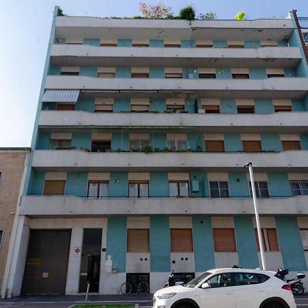 Vivimihome - Crespi House A 3 Minuti Dalla Metro 米兰 外观 照片